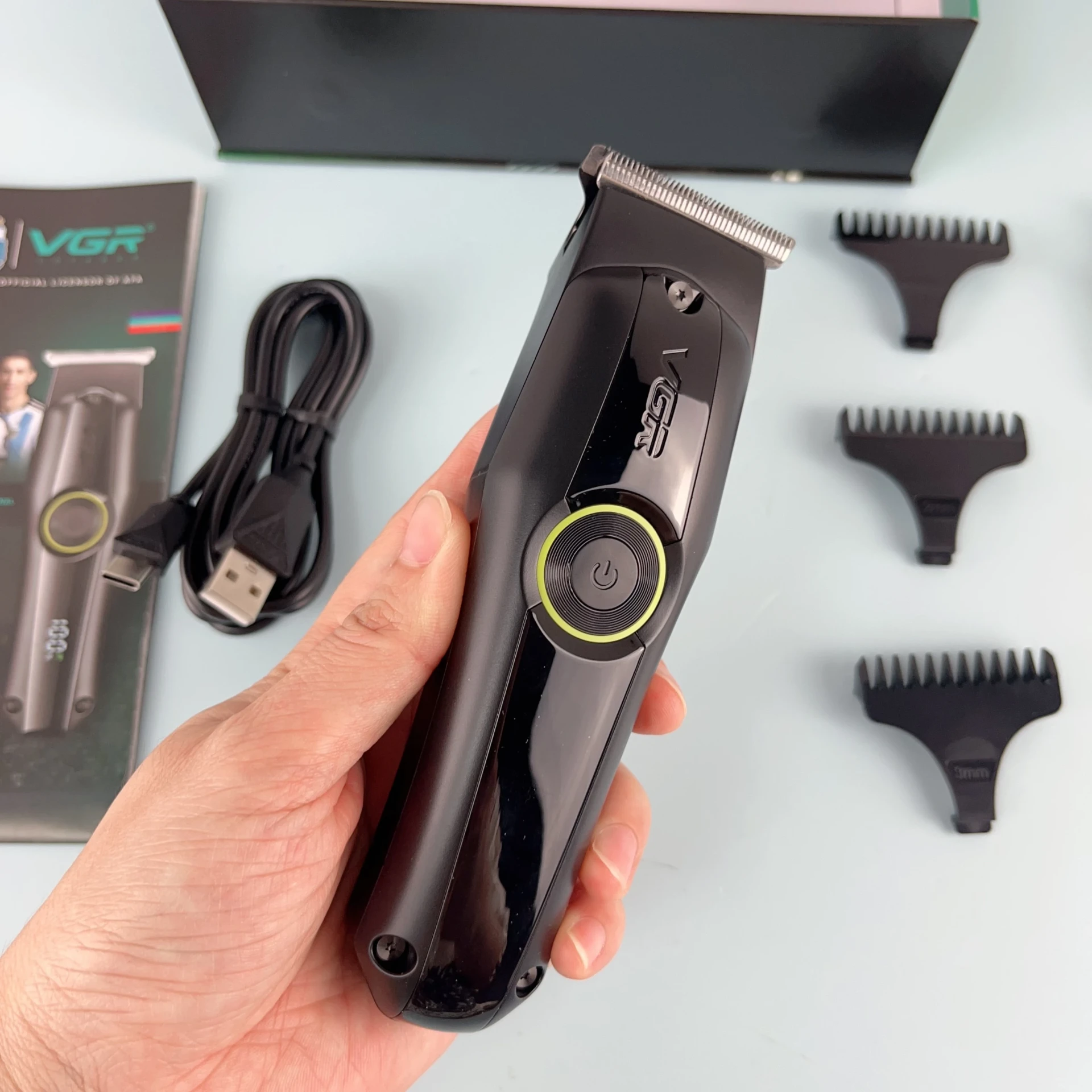 VGR- V-905 Professional T-Blade Zero Cut Hair Trimmer for Men - 1184 - Tokarri